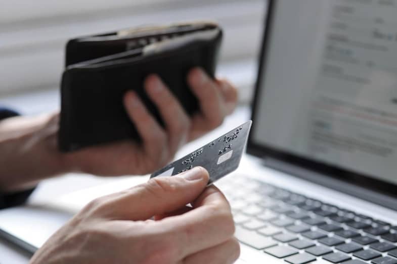 The Best Ways to Pay Online (Safely)